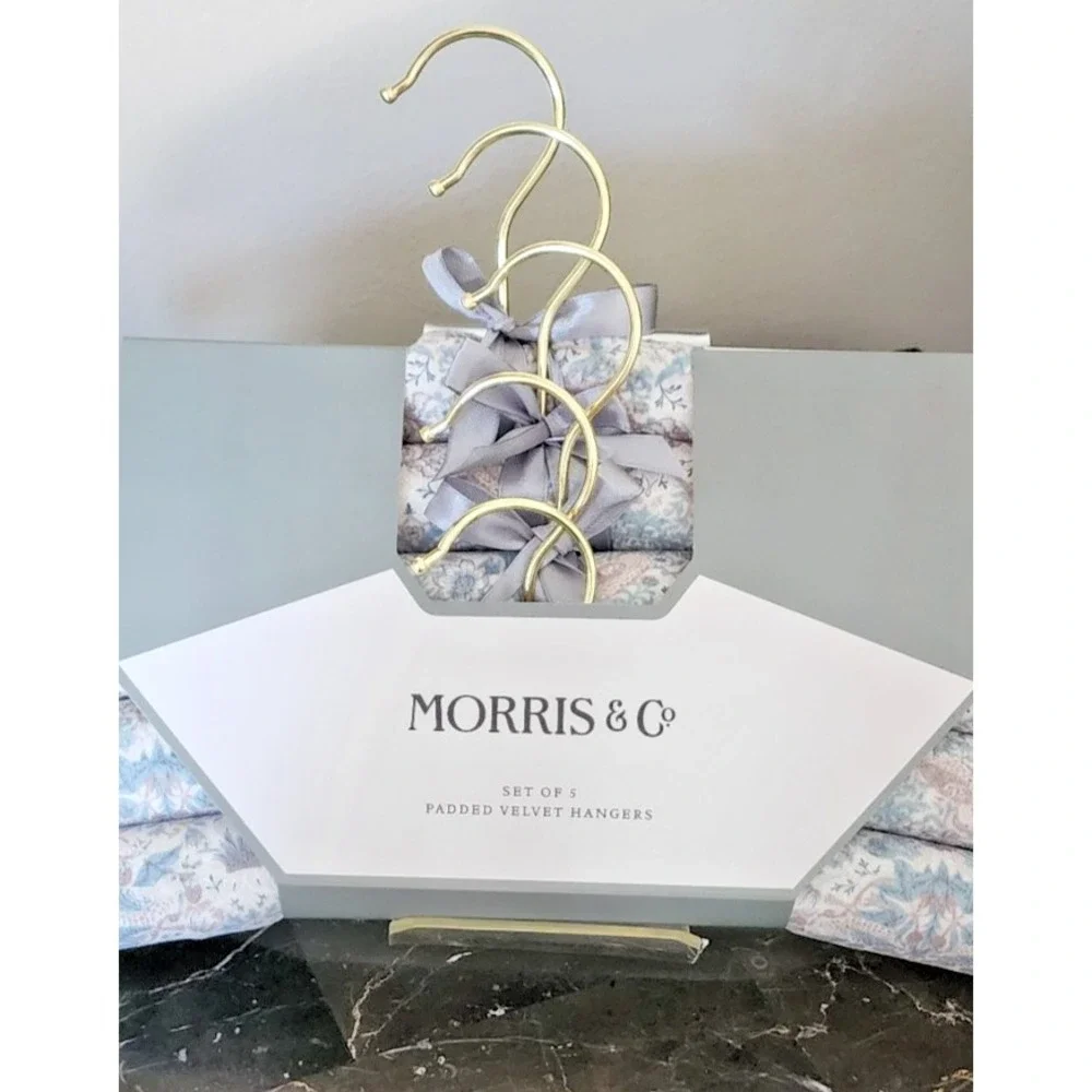 Morris and Co Set of 5 Print Velvet Hangers
